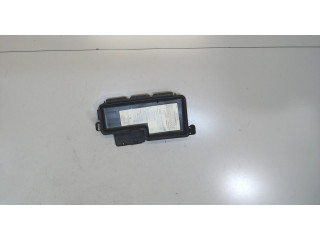 Крышка блока предохранителей  Saturn VUE 2007-2010      31268442    2.4