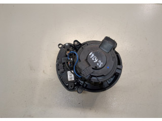 Моторчик печки  Renault Megane 4 2016-2020 272103243R    272103243R   