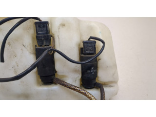 Бачок омывателя  Mercedes S W126 1979-1991 1268690520   