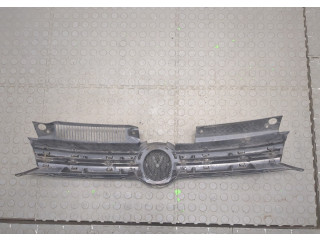 Решетка радиатора  Volkswagen Golf 6 2009-2012          5K0853651AMZLL