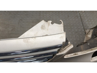 Решетка радиатора  Mercedes CLS C219 2004-2010          