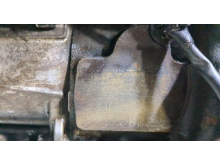 Клапанная крышка двигателя ДВС  Mercedes E W212 2009-2013 2.1     