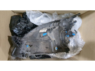 Фара передняя  Honda CR-V 2002-2006 правая 