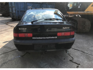 Стойка амортизатора  Renault Safrane 1992-2000     2.5  бензин