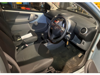 Фара передняя  Toyota Aygo 2005-2014 правая 