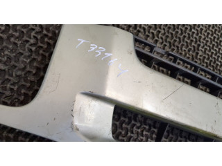 Решетка радиатора  Nissan Pathfinder 1996-2005          3.2 623101W312