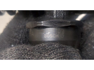 Форсунка топливная  Volkswagen Golf 5 2003-2009    038130073AG     