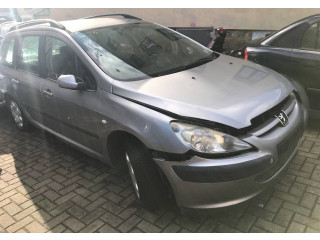 Задний фонарь        Peugeot 307 