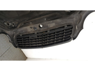 Решетка радиатора  Mercedes C W203 2000-2007          