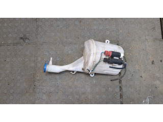 Бачок омывателя  Toyota Yaris 1999-2006    