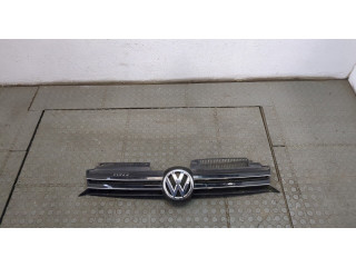 Решетка радиатора  Volkswagen Golf 6 2009-2012          