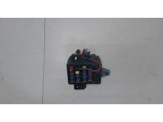 Блок предохранителей  SsangYong Rexton 2001-2007      8211008000    2.7