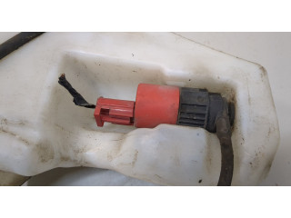Бачок омывателя  Volvo S40 / V40 1995-2004 30621342, 30621343   
