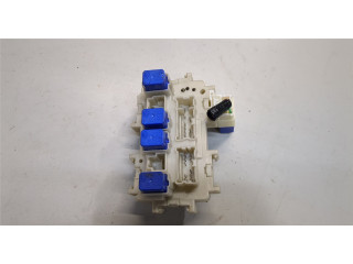 Блок предохранителей  Nissan Murano 2008-2010      243501AA0A    3.5