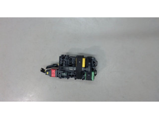 Блок предохранителей  Peugeot 208      9666232680   1.2