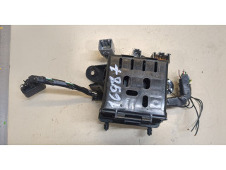 Блок предохранителей  Ford Explorer 2001-2005      5L2T14A488CE   