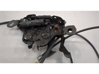 Замок капота  Nissan X-Trail (T30) 2001-2007     