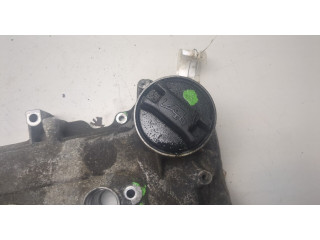 Клапанная крышка двигателя ДВС  Nissan Qashqai 2006-2013 1.6  13264ED00A   