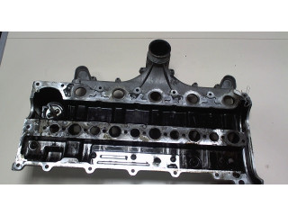Клапанная крышка двигателя ДВС  Volvo XC90 2002-2006 2.4     