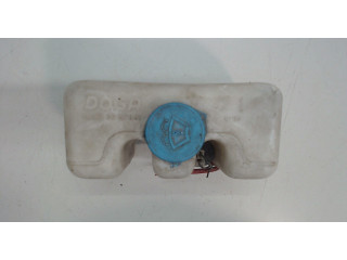 Бачок омывателя  Suzuki Jimny 1998-2012 3845081A30    1.3