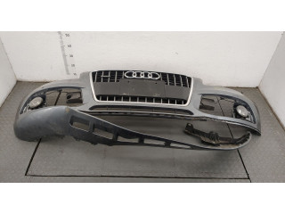 Решетка радиатора  Audi Q5 2008-2017          8R0853651AF