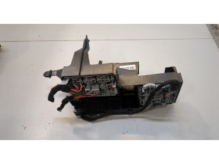 Блок реле  Volkswagen Touareg 2007-2010      7L0937503A   