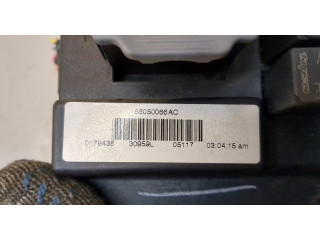 Блок предохранителей  Jeep Grand Cherokee 2004-2010      56050066ac   
