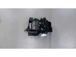 Моторчик печки  Mercedes ML W163 1998-2004 2208209210      2208209210   