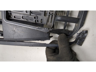 Решетка радиатора  Audi A4 (B7) 2005-2007           2.7 