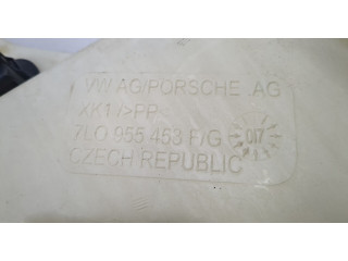 Бачок омывателя  Volkswagen Touareg 2007-2010    