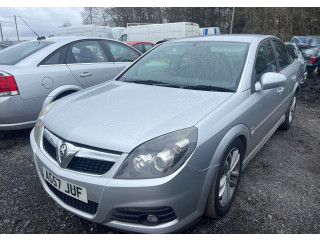 Стартер  Opel Vectra C 2002-2008 1.8     