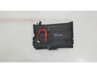 Блок предохранителей  Volkswagen Polo 2001-2005      6Q0931550F    1.2
