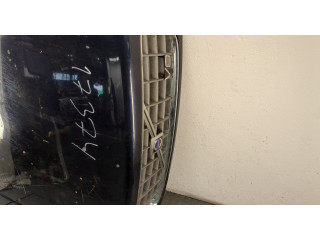 Решетка радиатора  Volvo XC90 2002-2006          