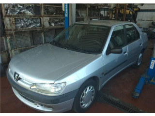 Подушка безопасности водителя  Peugeot 306     