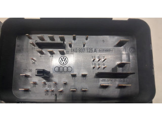Блок предохранителей  Volkswagen Golf 5 2003-2009           