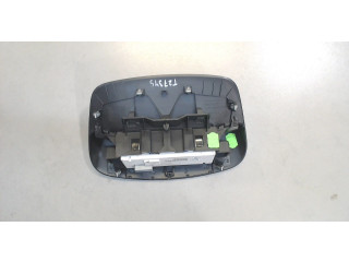 Дисплей бортового компьютера  Renault Megane 3 2009-2016 28049044R   3      