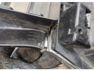 Решетка радиатора  Dacia Duster 2010-2017          623100260R