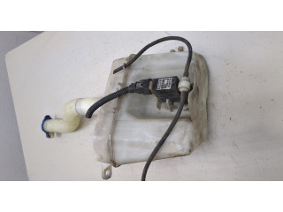 Бачок омывателя  Hyundai Tucson 1 2004-2009    