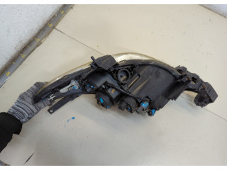 Фара передняя  Mazda 5 (CR) 2005-2010 правая 