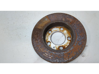 Диск тормозной  Volkswagen Golf 4 1997-2005 1.  задний   4        