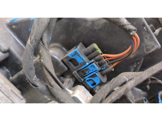 Фара передняя  Mercedes ML W164 2005-2011 правая 