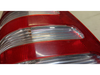 Задний фонарь        Mercedes C W203 2000-2007 