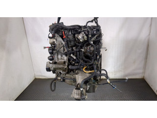 Клапанная крышка двигателя ДВС  BMW 3 E90, E91, E92, E93 2005-2012      