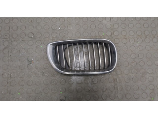 Решетка радиатора  BMW 3 E46 1998-2005          
