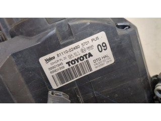 Фара передняя  Toyota Auris E15 2006-2012 правая 