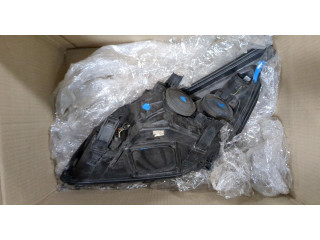 Фара передняя  Ford Focus 2 2008-2011 правая 