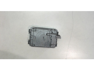 Корпус блока предохранителей  Audi A6 (C5) Allroad 2000-2005      8D0927613      4.2