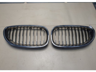 Решетка радиатора  BMW 5 E60 2003-2009           2.5 51117906494