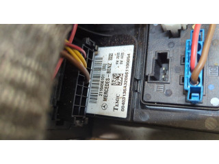 Блок предохранителей  Mercedes E W211 2002-2009      2115456101   