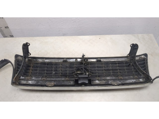 Решетка радиатора  Lexus LS400 UCF10 1989-1994          5310050060